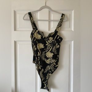 Free People Pippa V-Wire Bodysuit - M